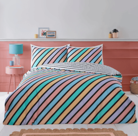 Hover to zoom  Luxury So Soft Easy Care Duvet Set Oxford Stripe Pastel - KING
